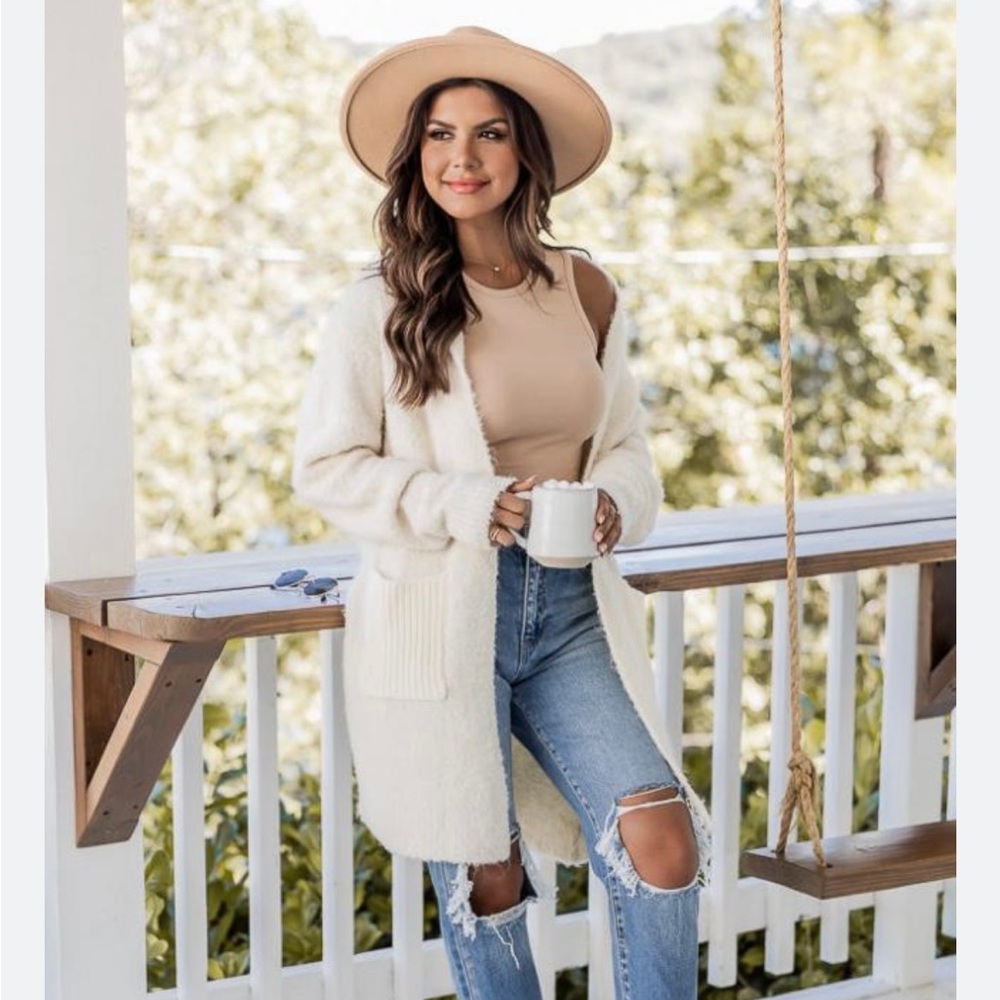 Pink lily XS Upbeat Days Beige Fuzzy Cardigan